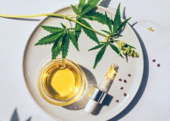 5 CBD Öle von Grünes Gold sind mit CannaTrust Gütesiegel zertifiziert