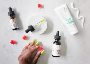 Die Vorteile von CBD-Cremes, -Salben und -Lotionen: Ein tieferer Einblick
